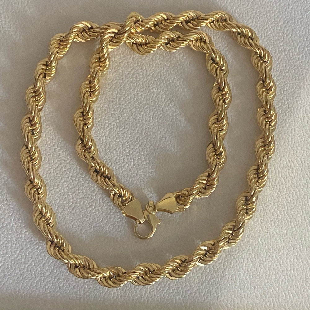 Real 18k Gold Rope Chain Necklace - Picture 2 of 3
